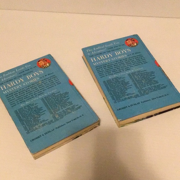 SALE The Hardy Boys 1960s vintage collectible hardcover kids books 8 & 2 - Picture 2 of 4